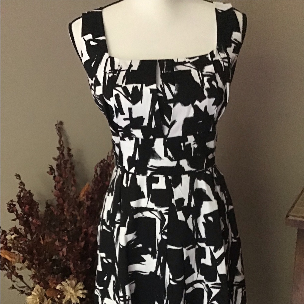 Women’s size 14 summer dress